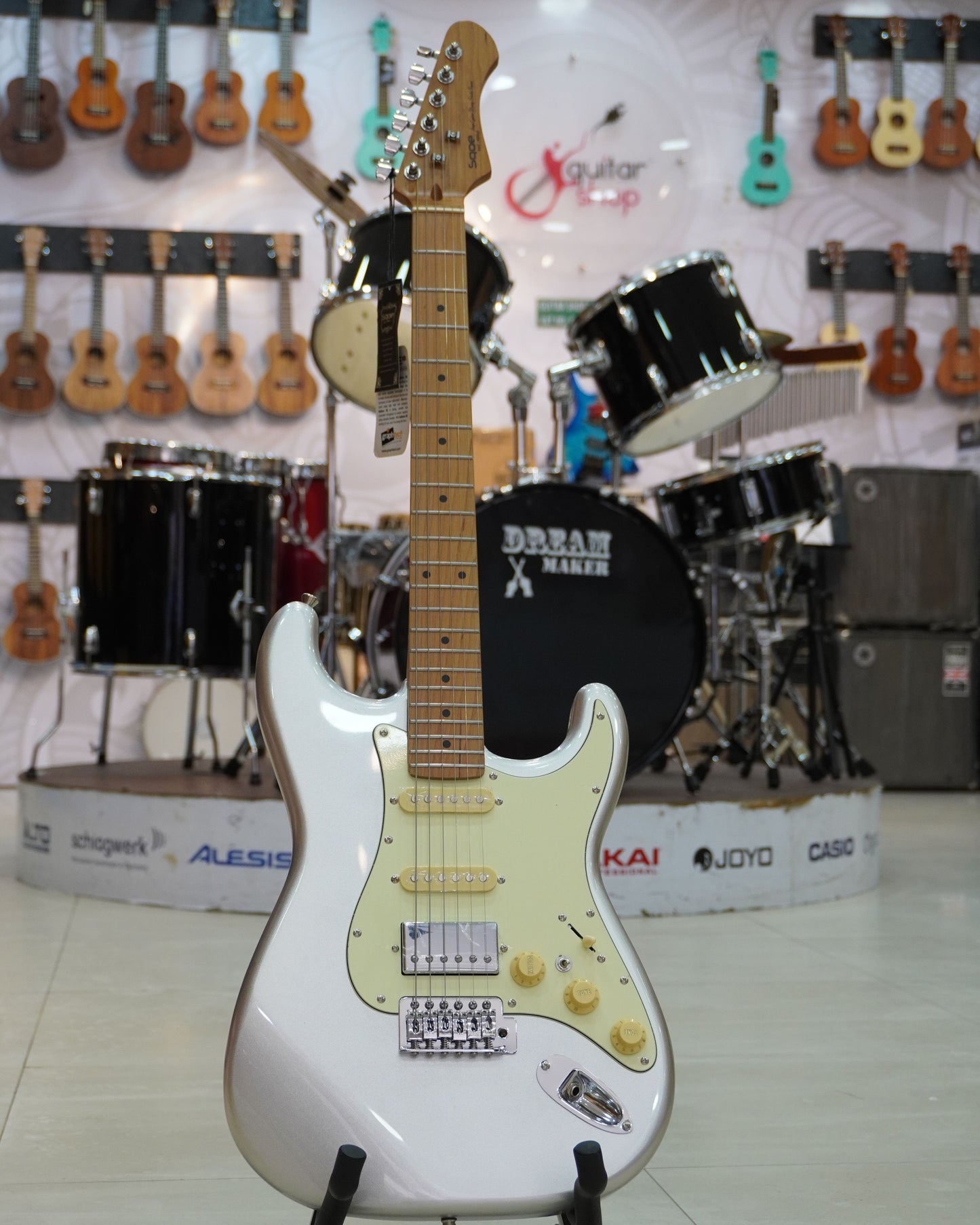 SQOE SEST 600 ELECTRIC GUITAR METALIC (SILVER)